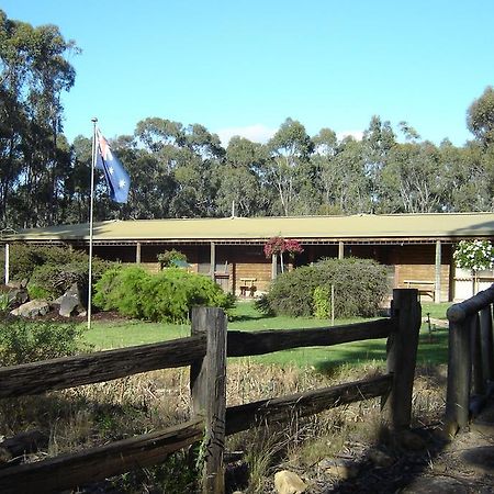 Gunyah Valley Retreat Guest House Goornong Eksteriør bilde