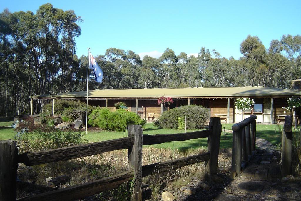 Gunyah Valley Retreat Guest House Goornong Eksteriør bilde